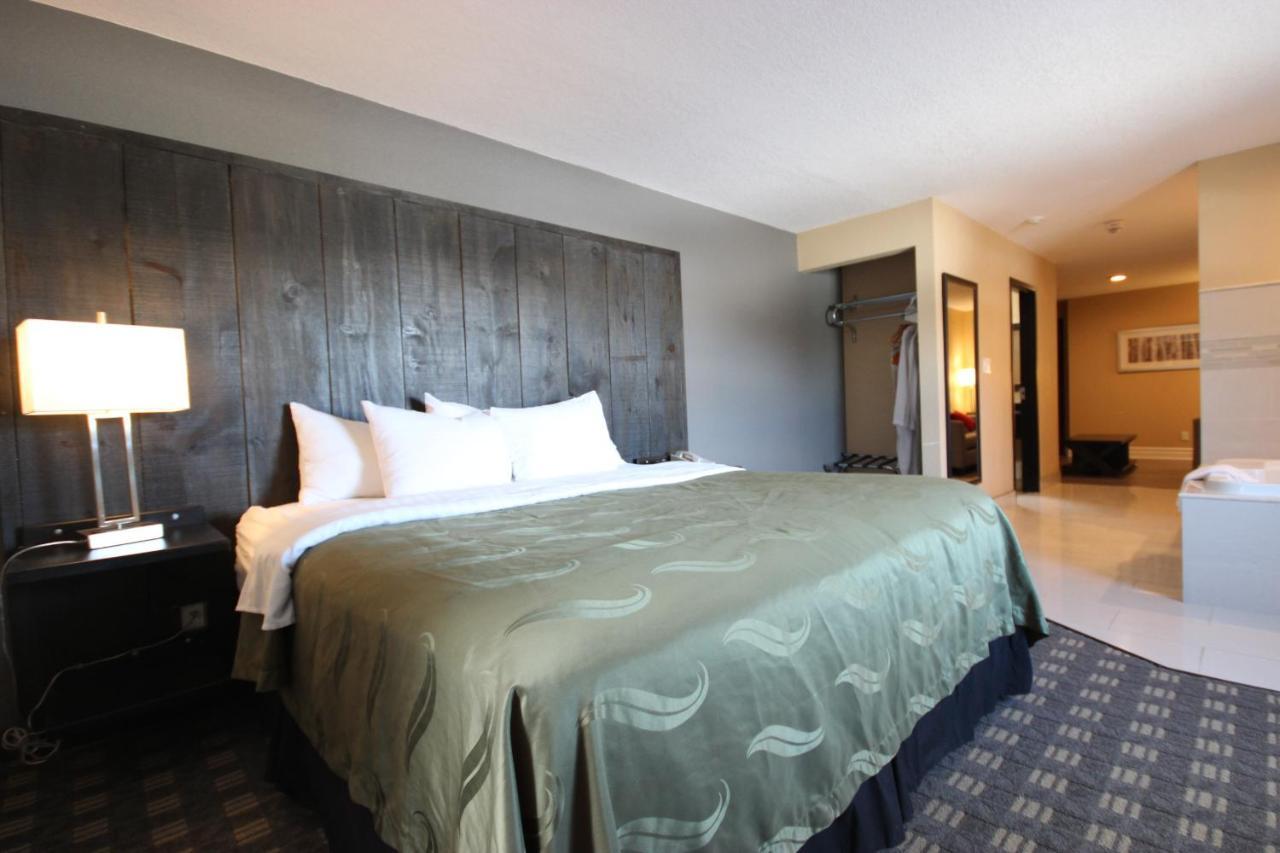 Quality Inn Bracebridge Exterior foto