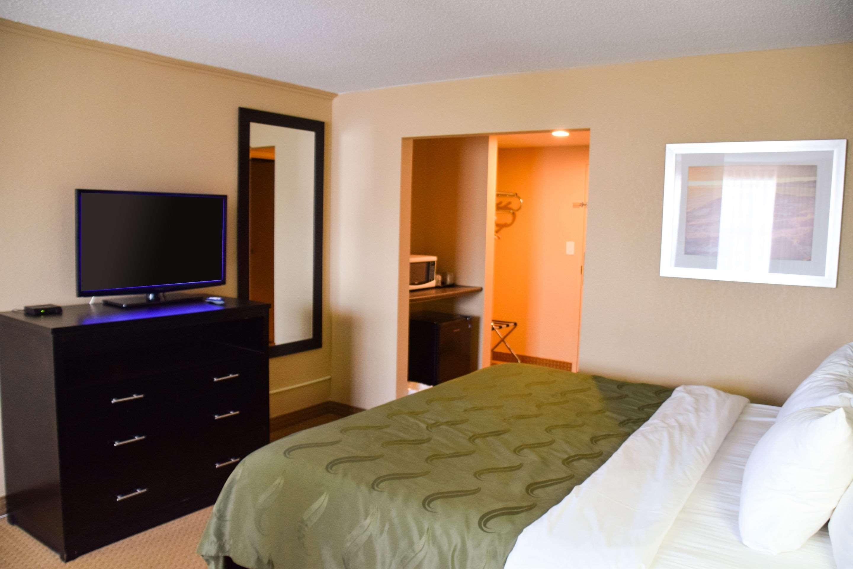 Quality Inn Bracebridge Exterior foto