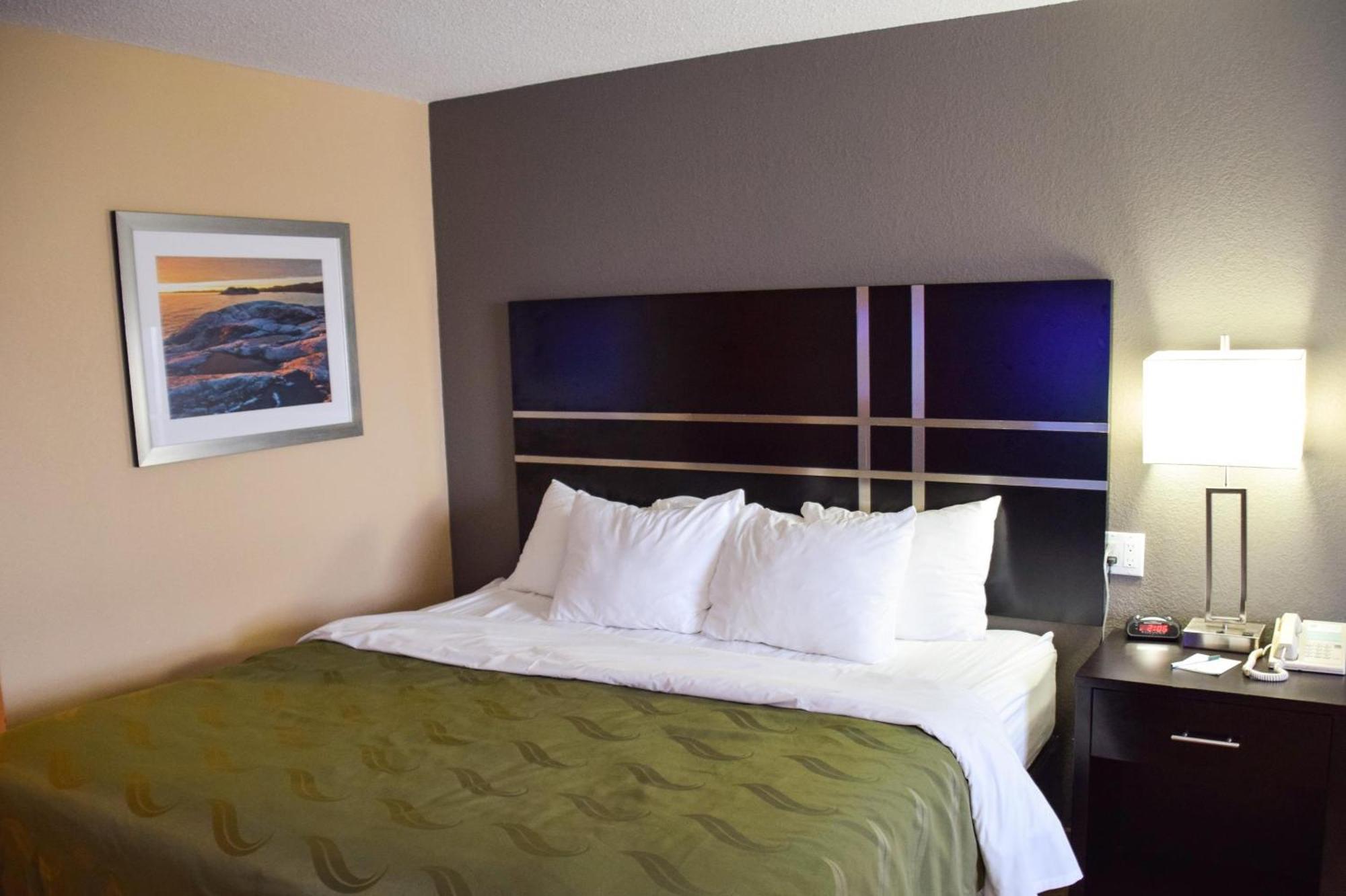 Quality Inn Bracebridge Exterior foto